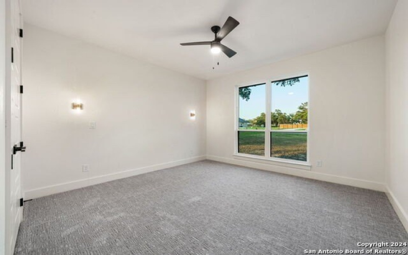 486 James Way, Castroville, TX 78009, 4 Habitaciones Habitaciones , ,5 BañosBaños,Residential,En Venta,486 James Way,1785061