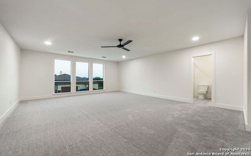 486 James Way, Castroville, TX 78009, 4 Habitaciones Habitaciones , ,5 BañosBaños,Residential,En Venta,486 James Way,1785061