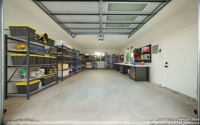 486 James Way, Castroville, TX 78009, 4 Habitaciones Habitaciones , ,5 BañosBaños,Residential,En Venta,486 James Way,1785061