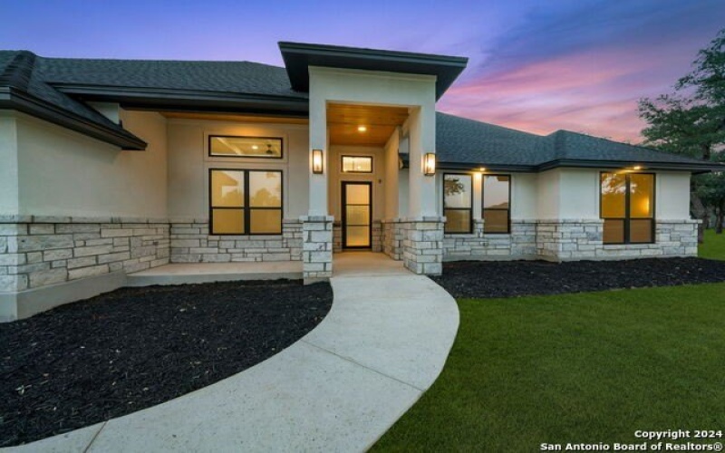 486 James Way, Castroville, TX 78009, 4 Habitaciones Habitaciones , ,5 BañosBaños,Residential,En Venta,486 James Way,1785061