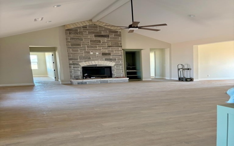 5605 E County Rd 94, Midland, TX 79706, 4 Habitaciones Habitaciones , ,3 BañosBaños,Residential,En Venta,5605 E County Rd 94,50081170