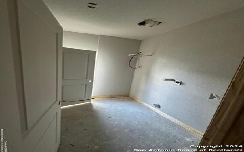 631 Blaine, San Antonio, TX 78202, ,5 BathroomsBathrooms,Residential Multi Family,For Sale,631 Blaine,1786052