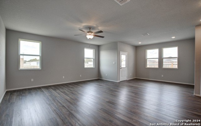 3505 Annalise Avenue, Seguin, TX 78155, 4 Habitaciones Habitaciones , ,3 BañosBaños,Residential,En Venta,3505 Annalise Avenue,1786266