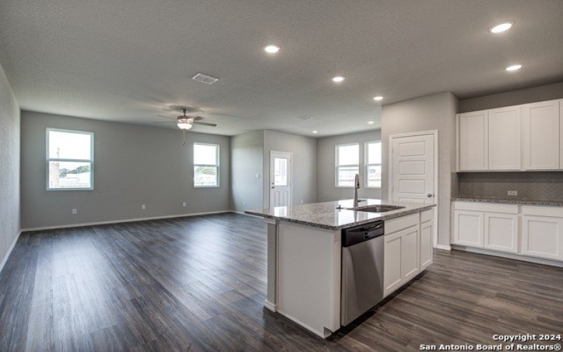 3505 Annalise Avenue, Seguin, TX 78155, 4 Habitaciones Habitaciones , ,3 BañosBaños,Residential,En Venta,3505 Annalise Avenue,1786266