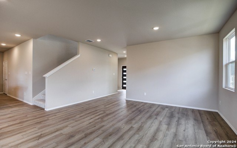 6515 Lowrie Block, San Antonio, TX 78239, 4 Bedrooms Bedrooms, ,2 BathroomsBathrooms,Residential,For Sale,6515 Lowrie Block,1786284