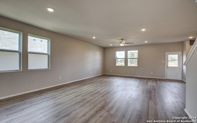 6515 Lowrie Block, San Antonio, TX 78239, 4 Bedrooms Bedrooms, ,2 BathroomsBathrooms,Residential,For Sale,6515 Lowrie Block,1786284