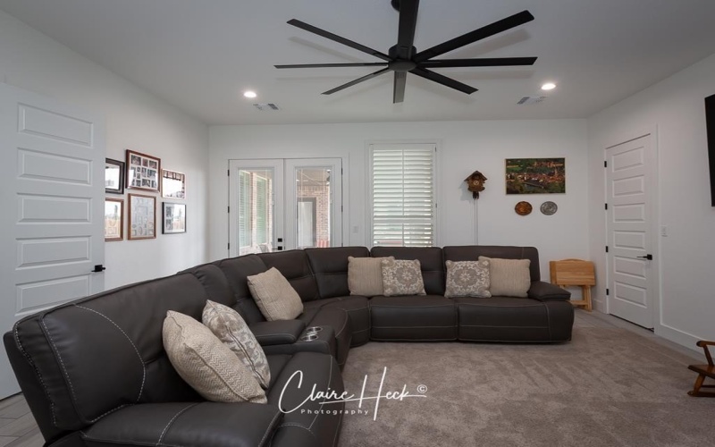 6800 Castle Wood Dr, Midland, TX 79707, 5 Bedrooms Bedrooms, ,3 BathroomsBathrooms,Residential,For Sale,6800 Castle Wood Dr,50081754