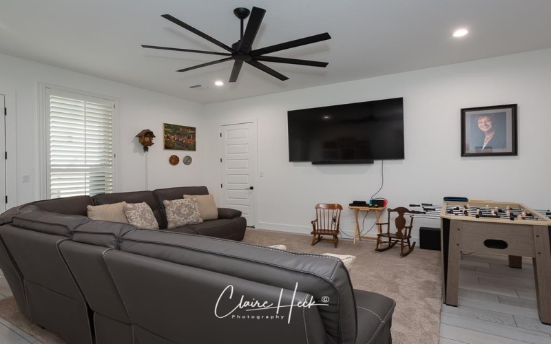 6800 Castle Wood Dr, Midland, TX 79707, 5 Bedrooms Bedrooms, ,3 BathroomsBathrooms,Residential,For Sale,6800 Castle Wood Dr,50081754