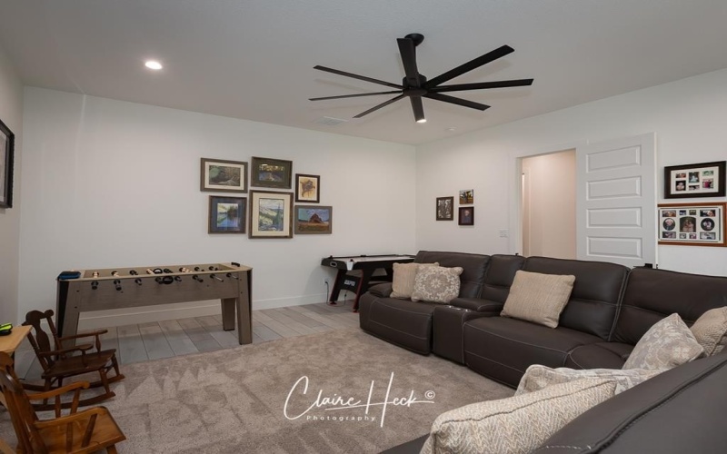 6800 Castle Wood Dr, Midland, TX 79707, 5 Bedrooms Bedrooms, ,3 BathroomsBathrooms,Residential,For Sale,6800 Castle Wood Dr,50081754