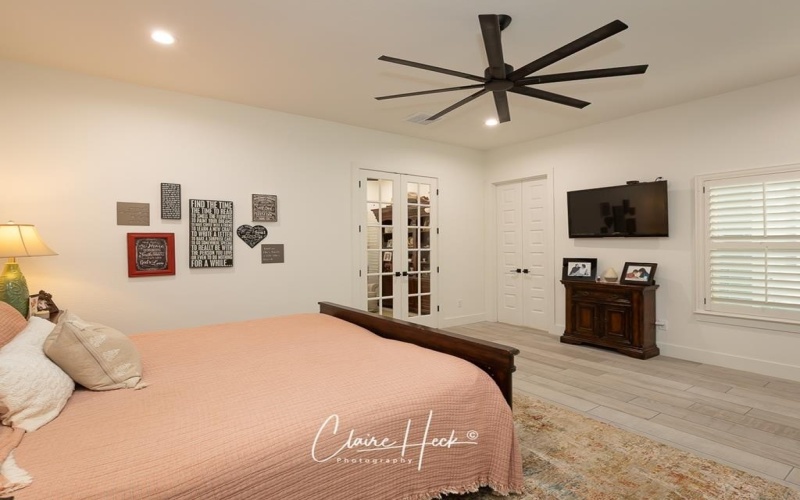 6800 Castle Wood Dr, Midland, TX 79707, 5 Bedrooms Bedrooms, ,3 BathroomsBathrooms,Residential,For Sale,6800 Castle Wood Dr,50081754