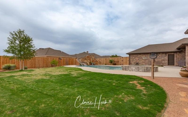 6800 Castle Wood Dr, Midland, TX 79707, 5 Bedrooms Bedrooms, ,3 BathroomsBathrooms,Residential,For Sale,6800 Castle Wood Dr,50081754
