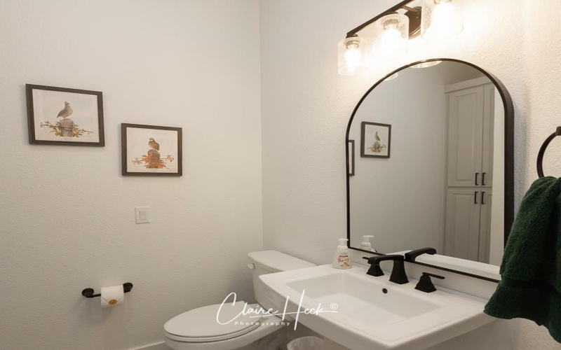 6800 Castle Wood Dr, Midland, TX 79707, 5 Bedrooms Bedrooms, ,3 BathroomsBathrooms,Residential,For Sale,6800 Castle Wood Dr,50081754