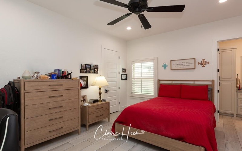 6800 Castle Wood Dr, Midland, TX 79707, 5 Bedrooms Bedrooms, ,3 BathroomsBathrooms,Residential,For Sale,6800 Castle Wood Dr,50081754