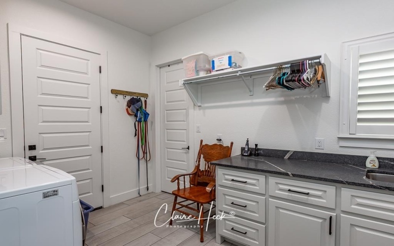 6800 Castle Wood Dr, Midland, TX 79707, 5 Bedrooms Bedrooms, ,3 BathroomsBathrooms,Residential,For Sale,6800 Castle Wood Dr,50081754