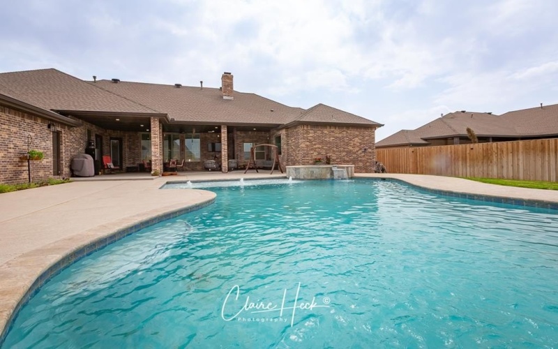 6800 Castle Wood Dr, Midland, TX 79707, 5 Bedrooms Bedrooms, ,3 BathroomsBathrooms,Residential,For Sale,6800 Castle Wood Dr,50081754