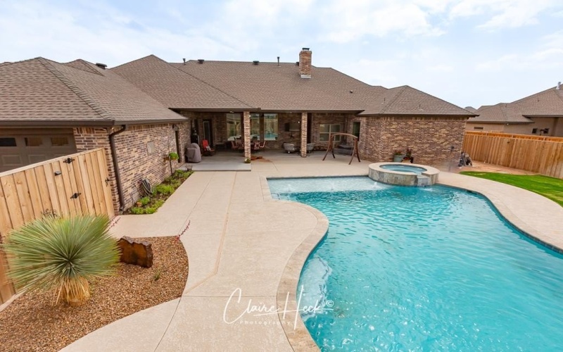 6800 Castle Wood Dr, Midland, TX 79707, 5 Bedrooms Bedrooms, ,3 BathroomsBathrooms,Residential,For Sale,6800 Castle Wood Dr,50081754