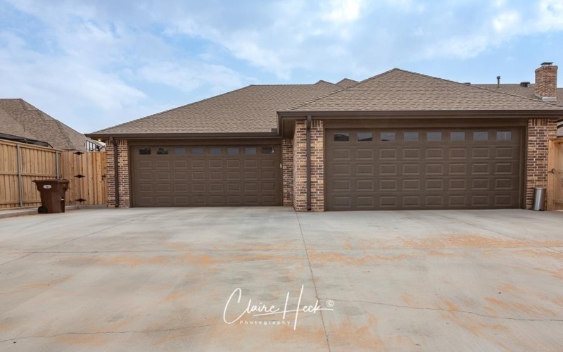6800 Castle Wood Dr, Midland, TX 79707, 5 Bedrooms Bedrooms, ,3 BathroomsBathrooms,Residential,For Sale,6800 Castle Wood Dr,50081754