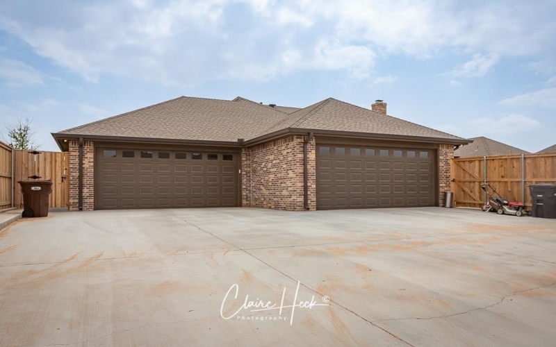 6800 Castle Wood Dr, Midland, TX 79707, 5 Bedrooms Bedrooms, ,3 BathroomsBathrooms,Residential,For Sale,6800 Castle Wood Dr,50081754