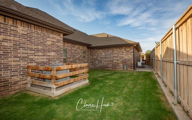 6800 Castle Wood Dr, Midland, TX 79707, 5 Bedrooms Bedrooms, ,3 BathroomsBathrooms,Residential,For Sale,6800 Castle Wood Dr,50081754