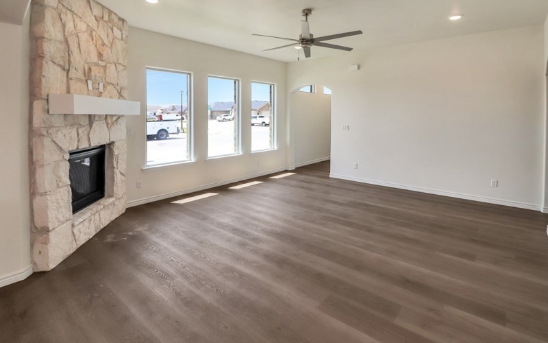1300 Loess St., Midland, TX 79705, 4 Bedrooms Bedrooms, ,2 BathroomsBathrooms,Residential,For Sale,1300 Loess St.,0,50081884