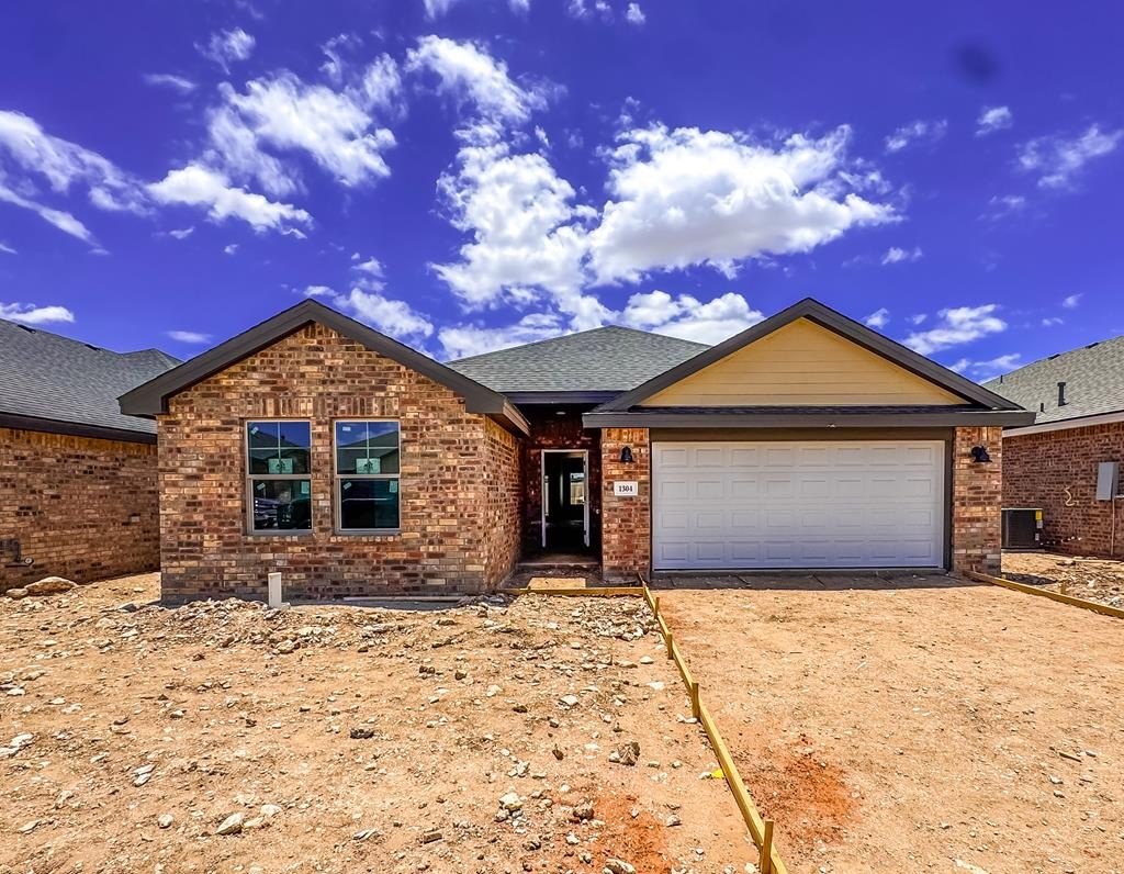 1304 Loess St., Midland, TX 79705, 3 Bedrooms Bedrooms, ,2 BathroomsBathrooms,Residential,For Sale,1304 Loess St.,50081888