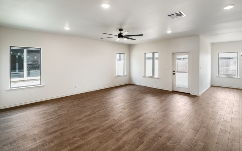 1304 Loess St., Midland, TX 79705, 3 Bedrooms Bedrooms, ,2 BathroomsBathrooms,Residential,For Sale,1304 Loess St.,0,50081888