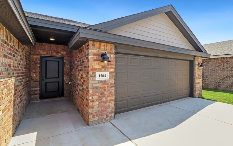 1304 Loess St., Midland, TX 79705, 3 Bedrooms Bedrooms, ,2 BathroomsBathrooms,Residential,For Sale,1304 Loess St.,0,50081888
