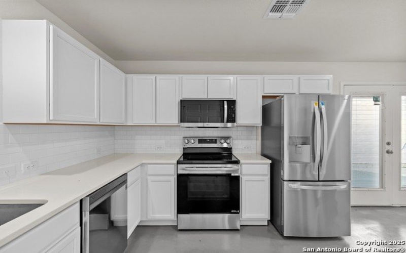 631 E Carolina St #1, San Antonio, TX 78210-1814, 2 Bedrooms Bedrooms, ,1 BathroomBathrooms,Residential,For Sale,631 E Carolina St,1793249