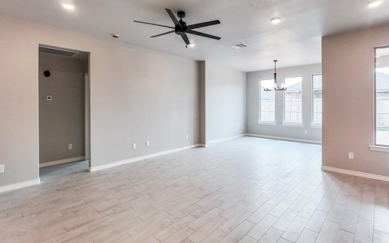 1312 Loess St., Midland, TX 79705, 3 Bedrooms Bedrooms, ,2 BathroomsBathrooms,Residential,For Sale,1312 Loess St.,0,50081892