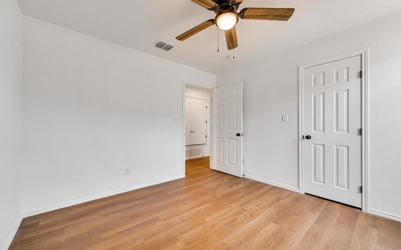 729 Benton, Midland, TX 79701, 3 Bedrooms Bedrooms, ,2 BathroomsBathrooms,Residential,For Sale,729 Benton,50081954