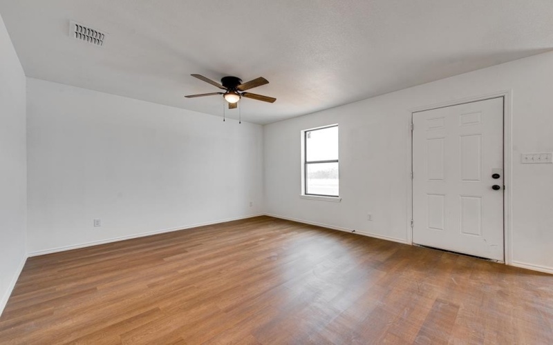 729 Benton, Midland, TX 79701, 3 Bedrooms Bedrooms, ,2 BathroomsBathrooms,Residential,For Sale,729 Benton,50081954