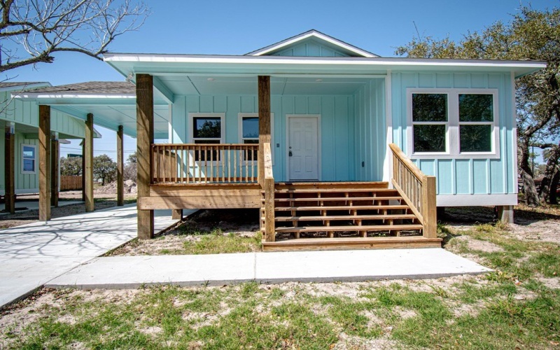 2307 Bronte, ROCKPORT, TX 78382, 3 Bedrooms Bedrooms, ,2 BathroomsBathrooms,Residential,For Sale,2307 Bronte,143572