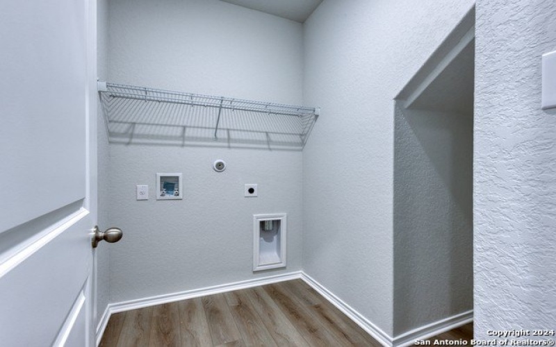 101 Beveridge, Seguin, TX 78155, 3 Bedrooms Bedrooms, ,2 BathroomsBathrooms,Residential,For Sale,101 Beveridge,1797661