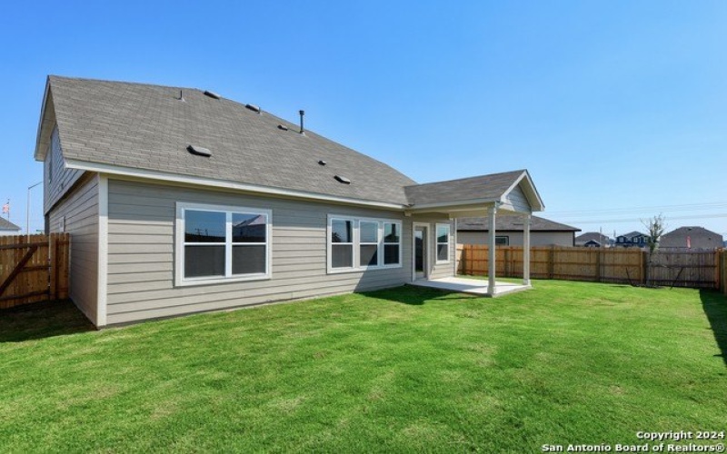 101 Beveridge, Seguin, TX 78155, 3 Bedrooms Bedrooms, ,2 BathroomsBathrooms,Residential,For Sale,101 Beveridge,1797661