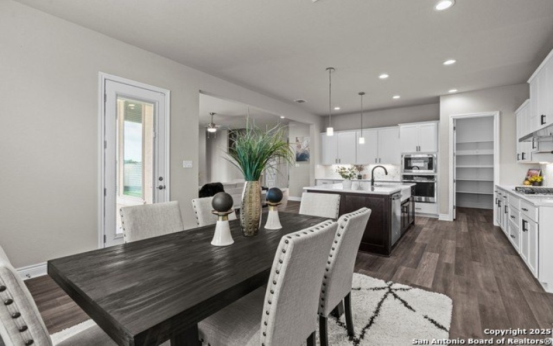 304 Flathead Lake, New Braunfels, TX 78130, 4 Habitaciones Habitaciones , ,3 BañosBaños,Residential,En Venta,304 Flathead Lake,1798700