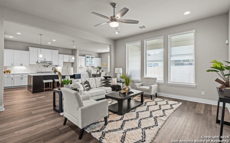 304 Flathead Lake, New Braunfels, TX 78130, 4 Habitaciones Habitaciones , ,3 BañosBaños,Residential,En Venta,304 Flathead Lake,1798700