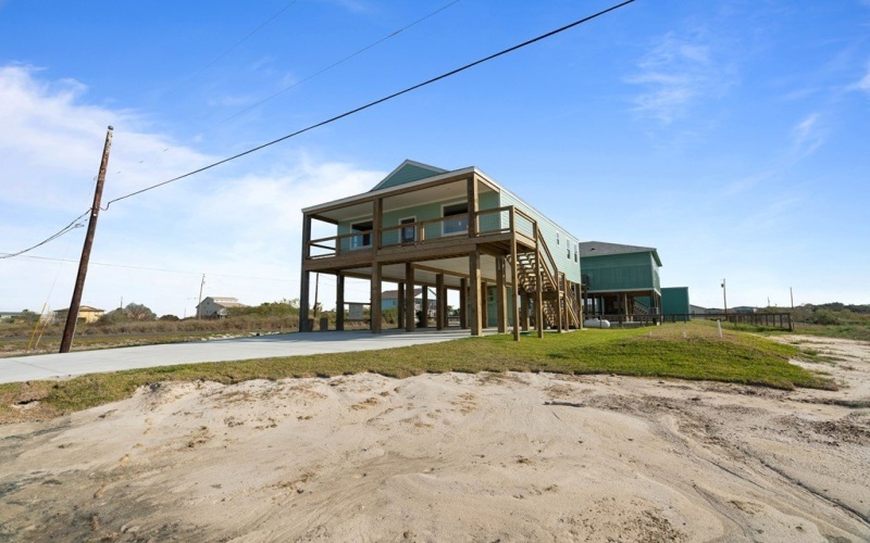 40 Bayview Loop, ROCKPORT, TX 78382, 3 Bedrooms Bedrooms, ,2 BathroomsBathrooms,Residential,For Sale,40 Bayview Loop,147108