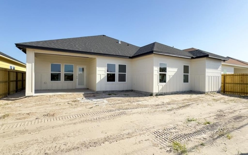 105 Traditions Dr, ROCKPORT, TX 78382, 4 Bedrooms Bedrooms, ,3 BathroomsBathrooms,Residential,For Sale,105 Traditions Dr,147208