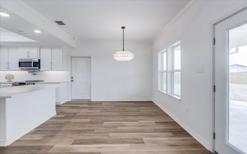 110 Salt Lake Rd, ROCKPORT, TX 78382, 3 Bedrooms Bedrooms, ,2 BathroomsBathrooms,Residential,For Sale,110 Salt Lake Rd,147282