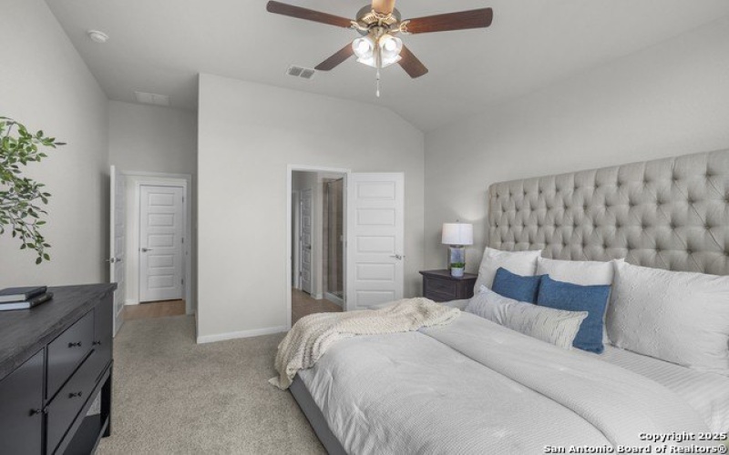 2039 Newforest Peak, New Braunfels, TX 78130, 3 Habitaciones Habitaciones , ,2 BañosBaños,Residential,En Venta,2039 Newforest Peak,1801652