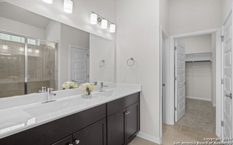 2039 Newforest Peak, New Braunfels, TX 78130, 3 Habitaciones Habitaciones , ,2 BañosBaños,Residential,En Venta,2039 Newforest Peak,1801652