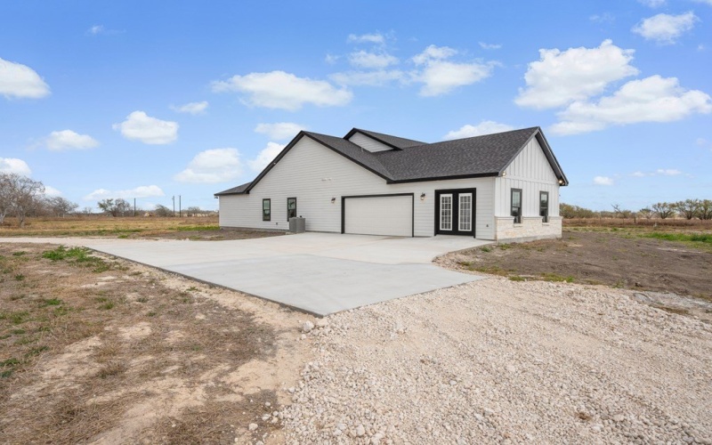 12706 County Road 1394, SINTON, TX 78387, 5 Bedrooms Bedrooms, ,3 BathroomsBathrooms,Residential,For Sale,12706 County Road 1394,147503