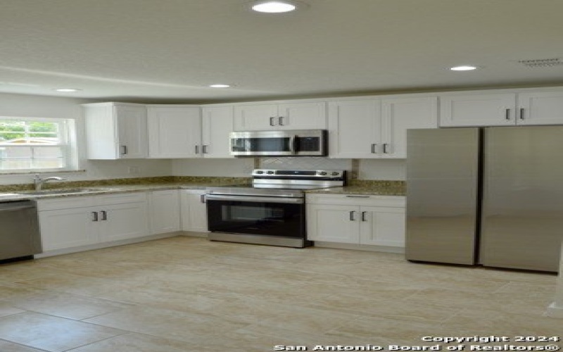 812 UVALDE ST, Pleasanton, TX 78064-1942, 3 Bedrooms Bedrooms, ,2 BathroomsBathrooms,Residential,For Sale,812 UVALDE ST,1808849