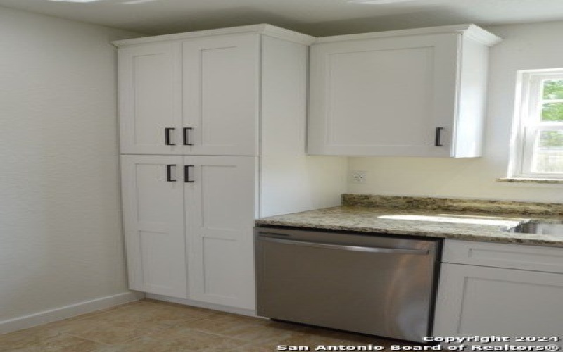 812 UVALDE ST, Pleasanton, TX 78064-1942, 3 Bedrooms Bedrooms, ,2 BathroomsBathrooms,Residential,For Sale,812 UVALDE ST,1808849