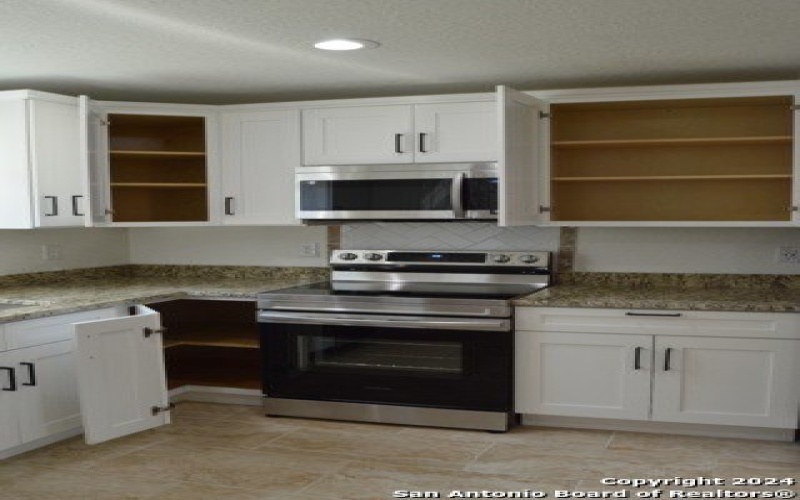 812 UVALDE ST, Pleasanton, TX 78064-1942, 3 Bedrooms Bedrooms, ,2 BathroomsBathrooms,Residential,For Sale,812 UVALDE ST,1808849