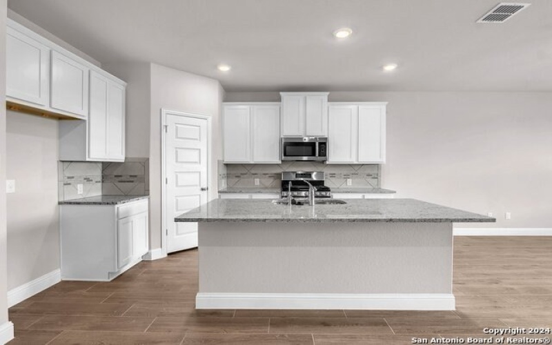 5114 Garden Field, Schertz, TX 78124, 4 Bedrooms Bedrooms, ,3 BathroomsBathrooms,Residential,For Sale,5114 Garden Field,1809856