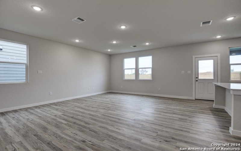 2543 RAMBO DRIVE, San Antonio, TX 78224, 4 Bedrooms Bedrooms, ,2 BathroomsBathrooms,Residential,For Sale,2543 RAMBO DRIVE,1809883
