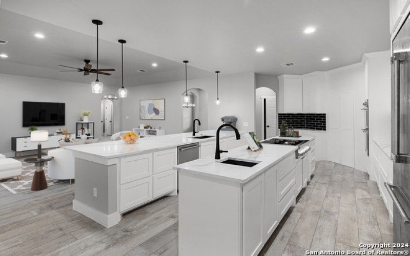 1522 SHADY HOLW, New Braunfels, TX 78132, 4 Habitaciones Habitaciones , ,3 BañosBaños,Residential,En Venta,1522 SHADY HOLW,1810086