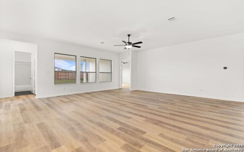 2847 Reeves Lane, Schertz, TX 78101, 3 Habitaciones Habitaciones , ,3 BañosBaños,Residential,En Venta,2847 Reeves Lane,1813578