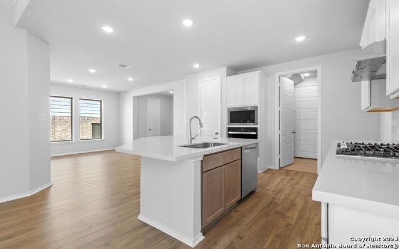2621 White Willow, San Antonio, TX 78245, 4 Bedrooms Bedrooms, ,3 BathroomsBathrooms,Residential,For Sale,2621 White Willow,1830013